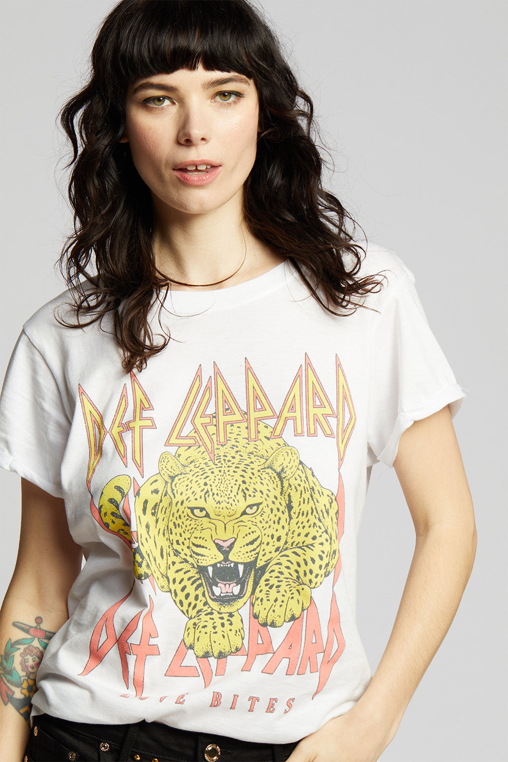 White fitted Def Leppard Animal vintage t-shirt